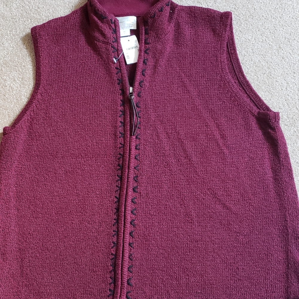 Christopher Banks knit vest XL